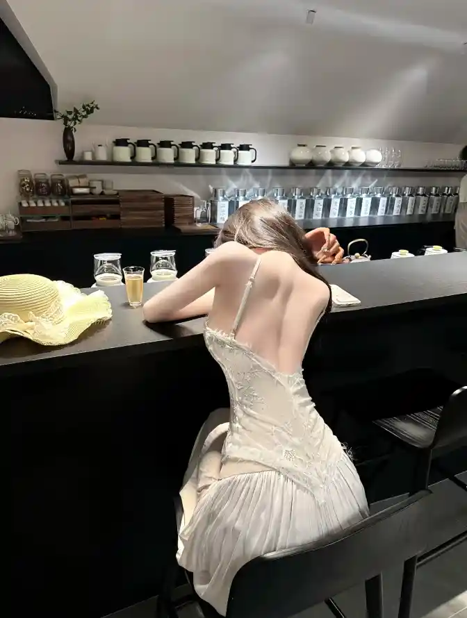 久久久久久久精品免费看_国产蜜臀一区二区三区日韩_人妻丰满av无码久久不卡