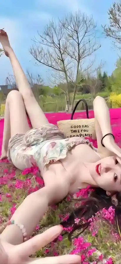 久久久久久久精品免费看_国产蜜臀一区二区三区日韩_人妻丰满av无码久久不卡